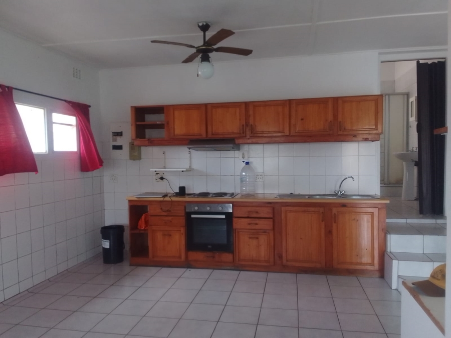 To Let 1 Bedroom Property for Rent in Quigney Eastern Cape